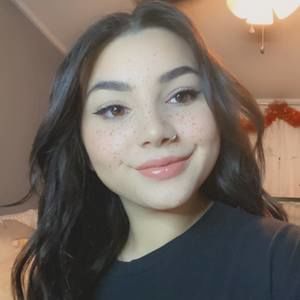 Meet your Posher, Gabrielle